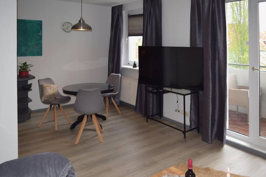 Md-5 Stadtfeld Beimsstrasse 81 - Appartement Domblick - Parkplatz - Balkon - 2Einzelbetten - Schlafsofa Магдебург Экстерьер фото
