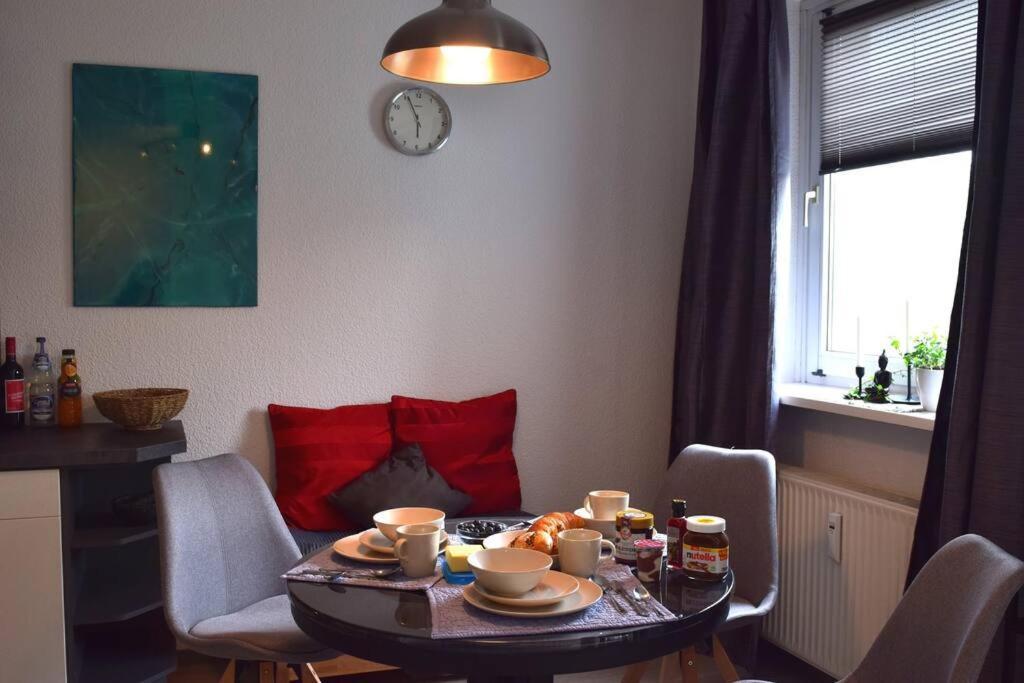 Md-5 Stadtfeld Beimsstrasse 81 - Appartement Domblick - Parkplatz - Balkon - 2Einzelbetten - Schlafsofa Магдебург Экстерьер фото